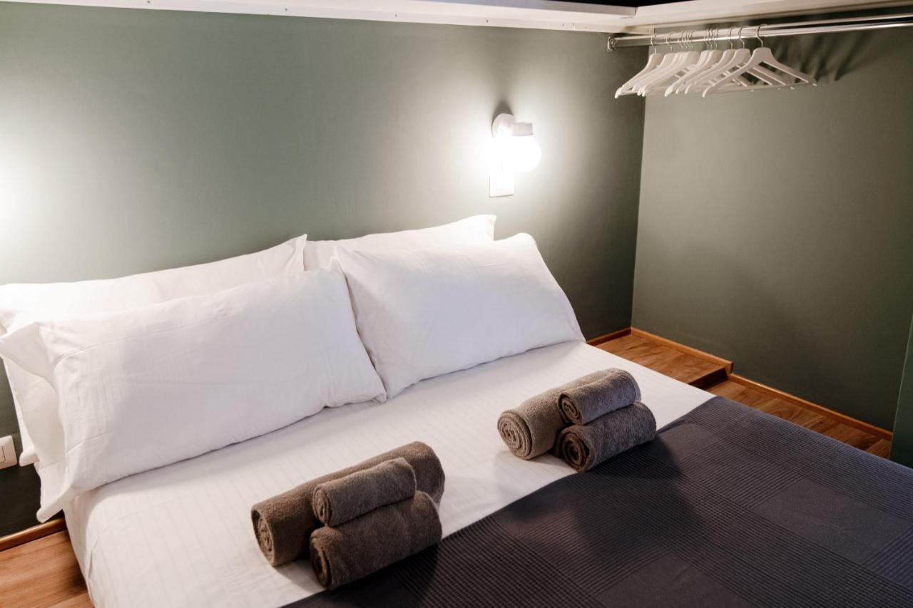 Maisonnette - The House Of Travelers Como Bagian luar foto